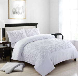 Deluxe Pinch Pleated Bedding Set – 100% Microfiber Comfort | Includes Pillowcases